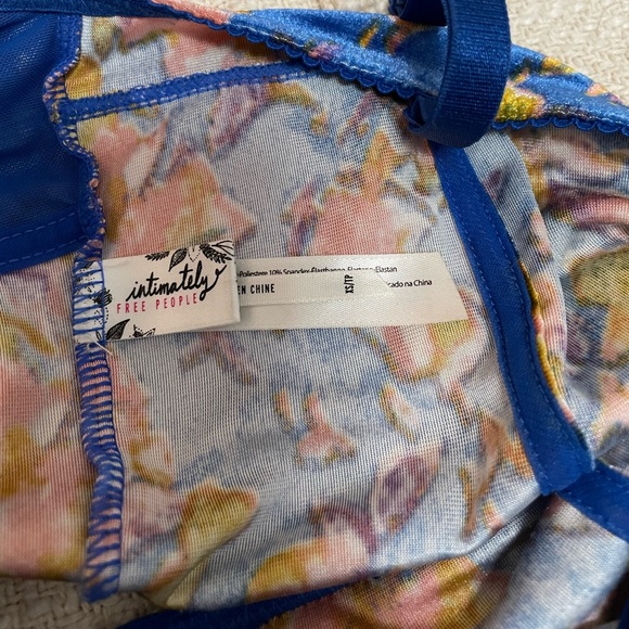 Free people intimate bralette XS - Picture 3 of 3